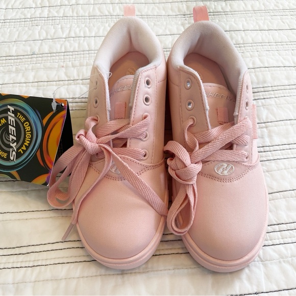 NWT Heely’s Pro 20 Skate Shoes with Wheels in Cotton Candy Pink Kids size 3 - Picture 3 of 6